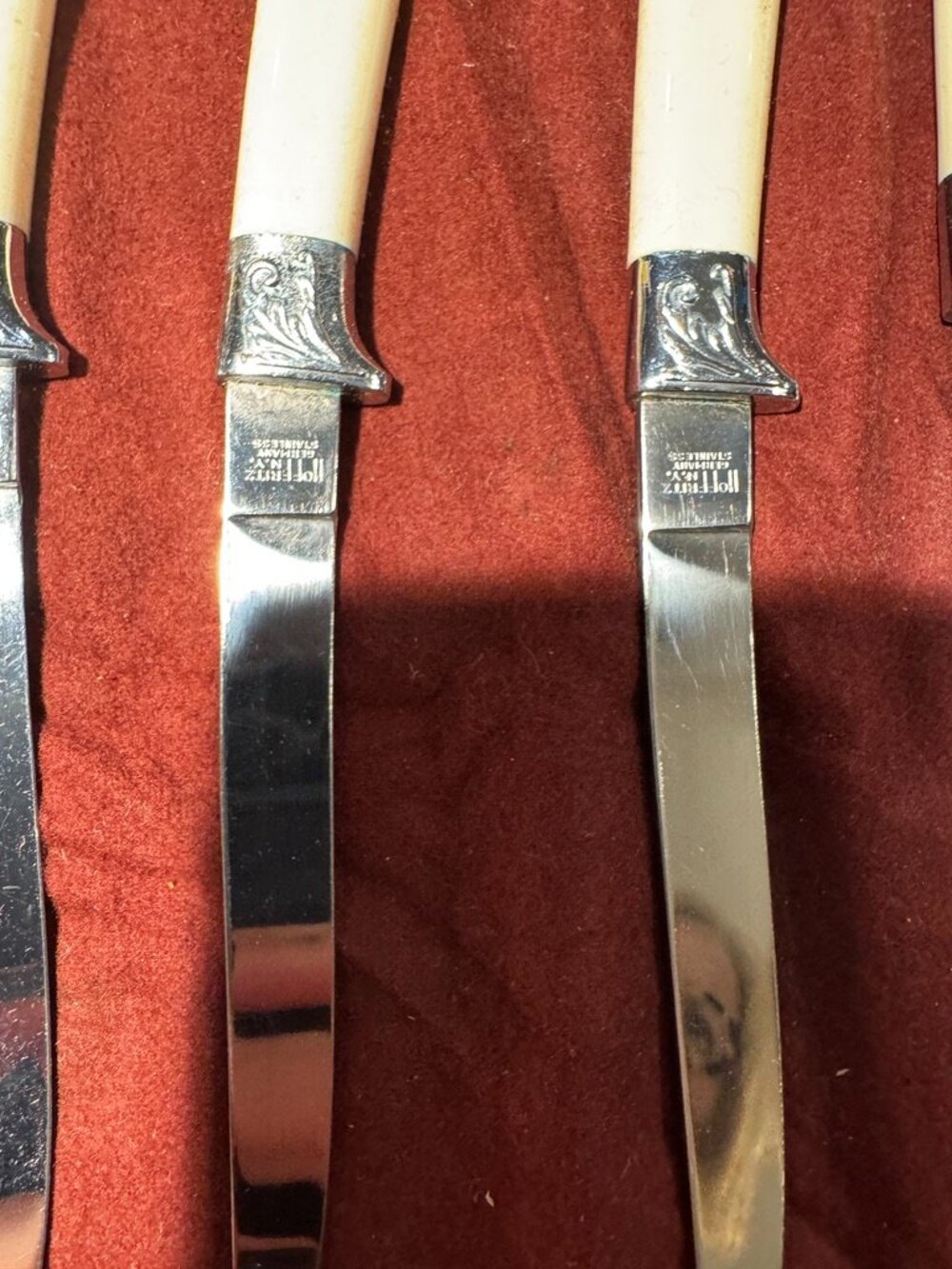 Hoffritz Cutlery Set of 6, Premium Vintage Stainless Steel German Steak Knives - Picture 4 of 7